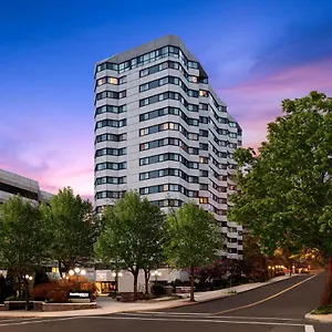 Westchester County 3* White Plains
