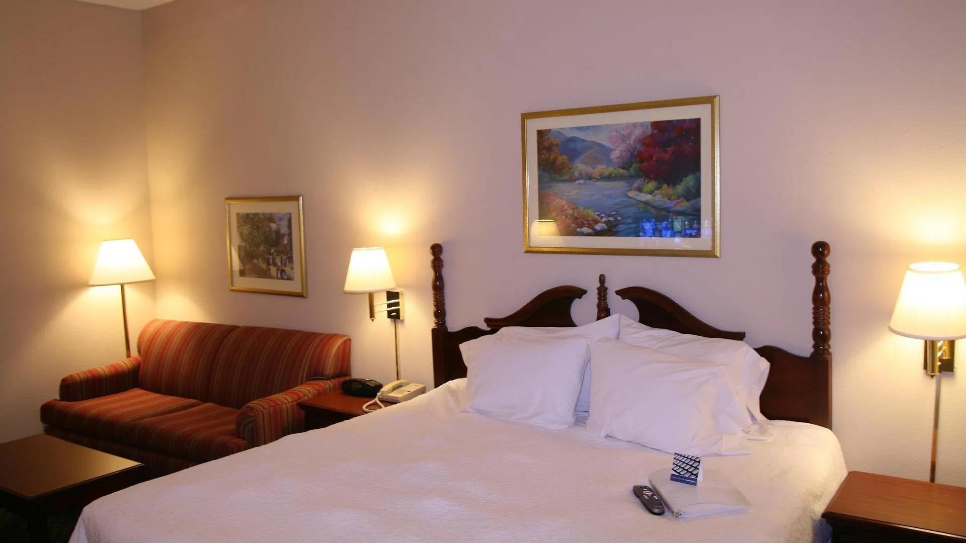 Hampton Inn Bellevue/Nashville I-40 West 3*, Nashville Estados Unidos